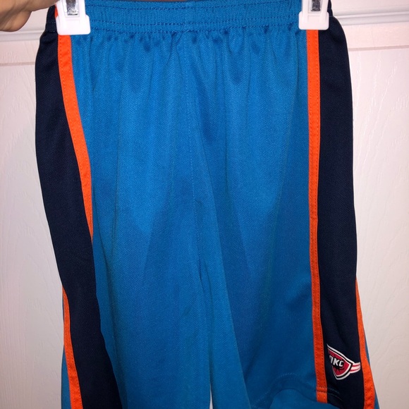 RUSSELL WESTBROOK - MATCHING JERSEY AND SHORT SET - Picture 4 of 4